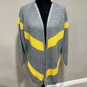 Women’s Size M Gray/Yellow Cardigan